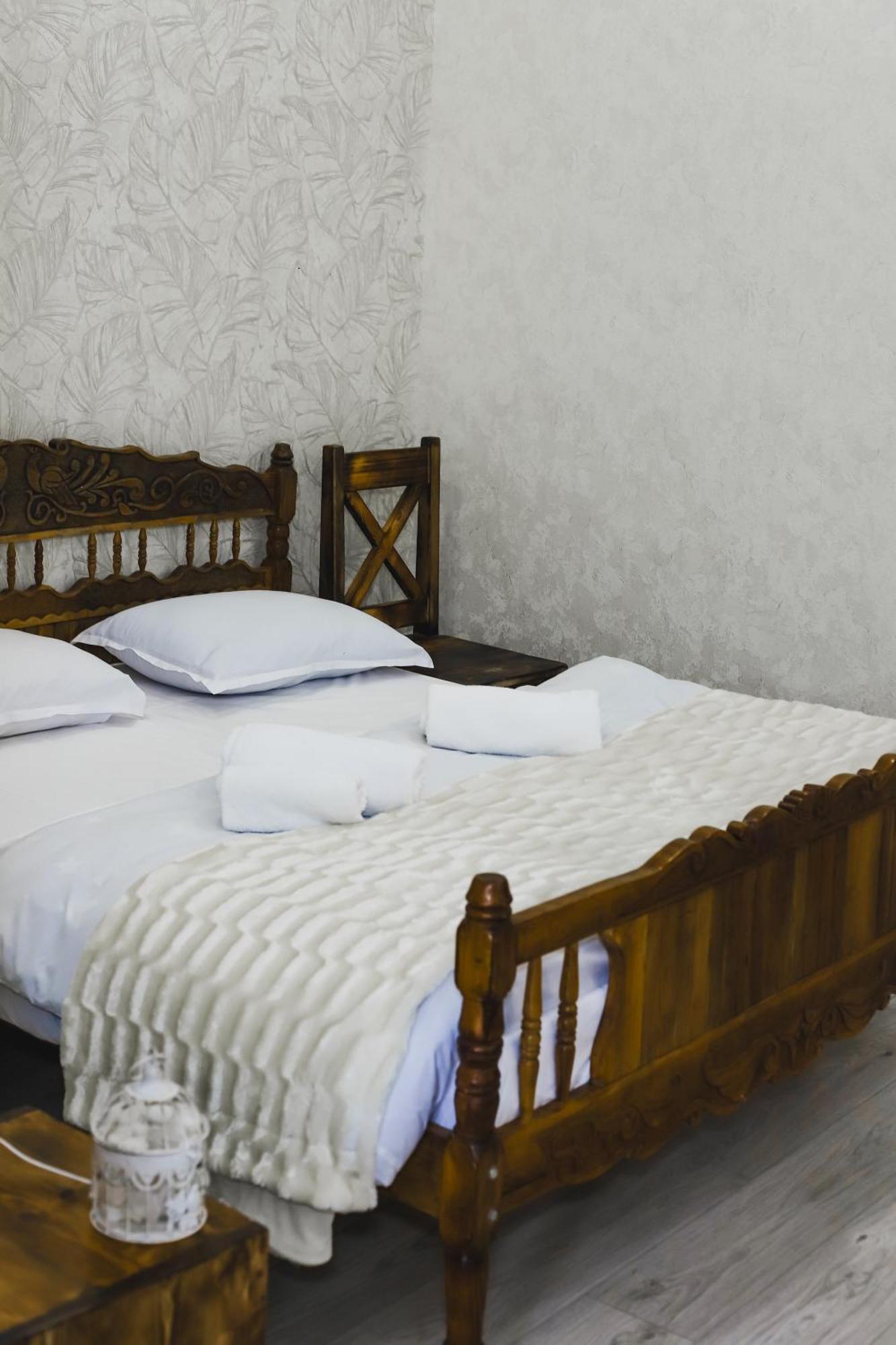 Dom Adonis Hotel Dilijan Exterior photo